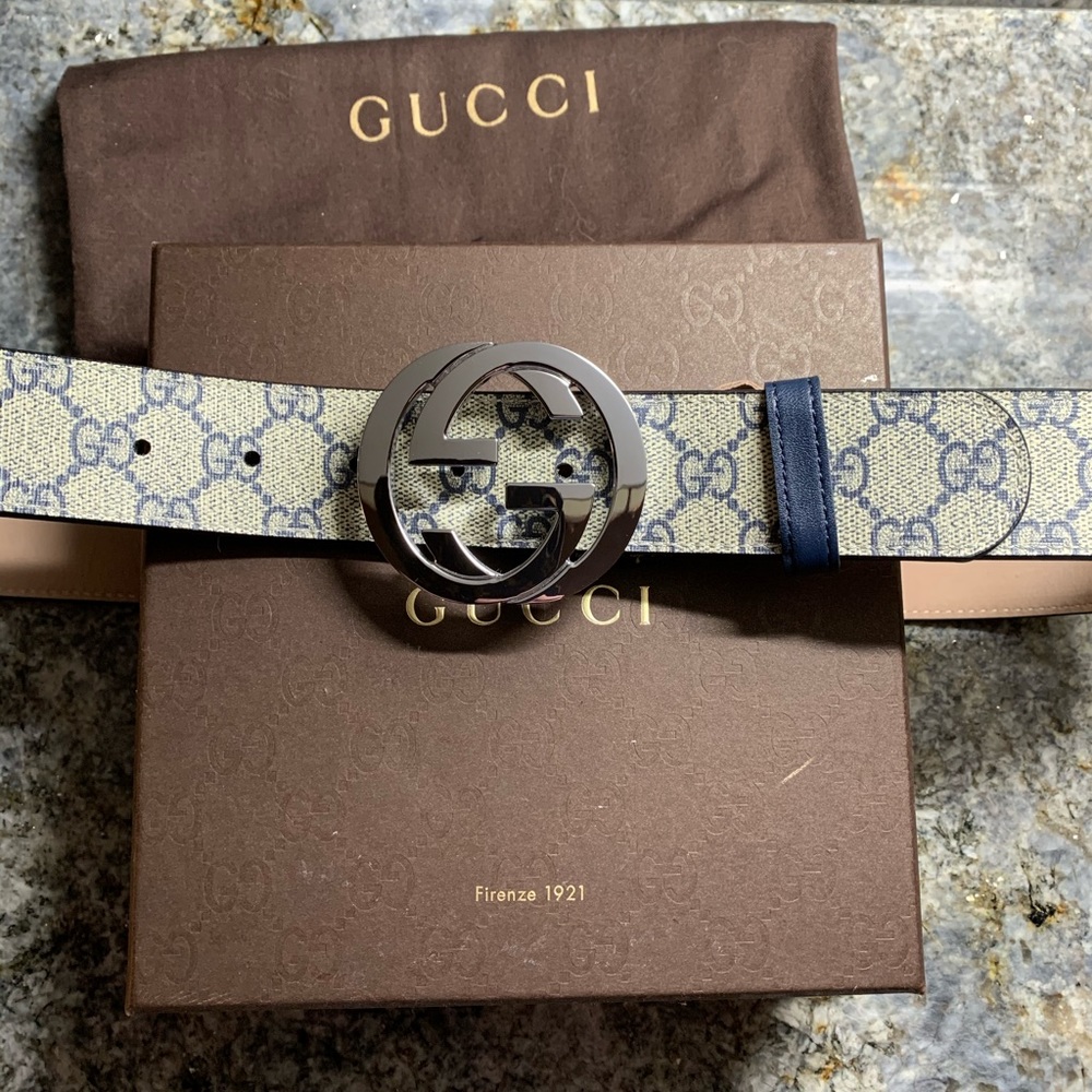 Authentic Gucci GG Supreme Belt (size 100/32-36US)